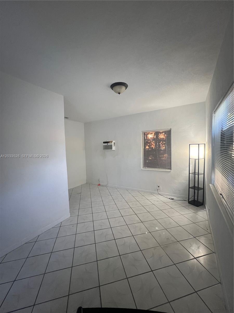 1060 NW 116th St # 4, Miami FL 33168 photo 2
