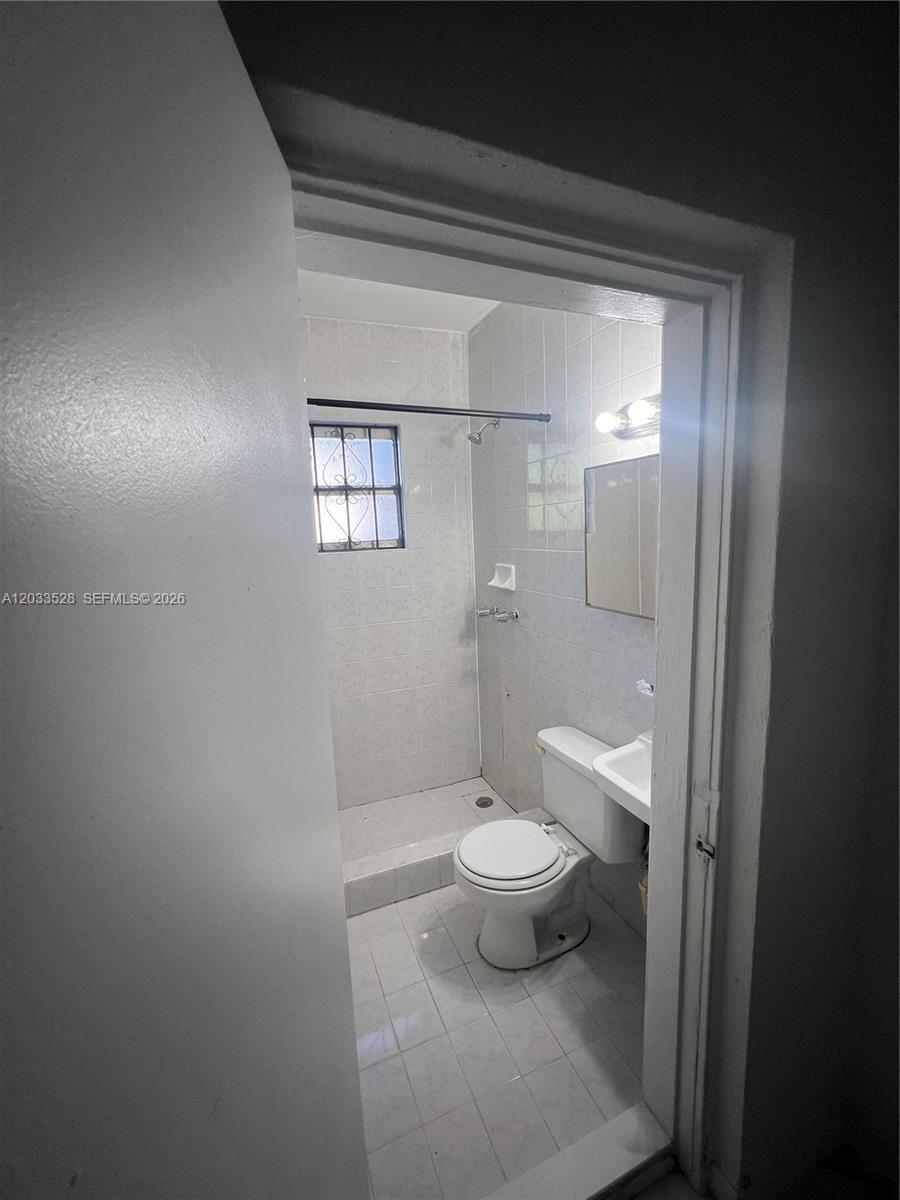 1060 NW 116th St # 4, Miami FL 33168 photo 5