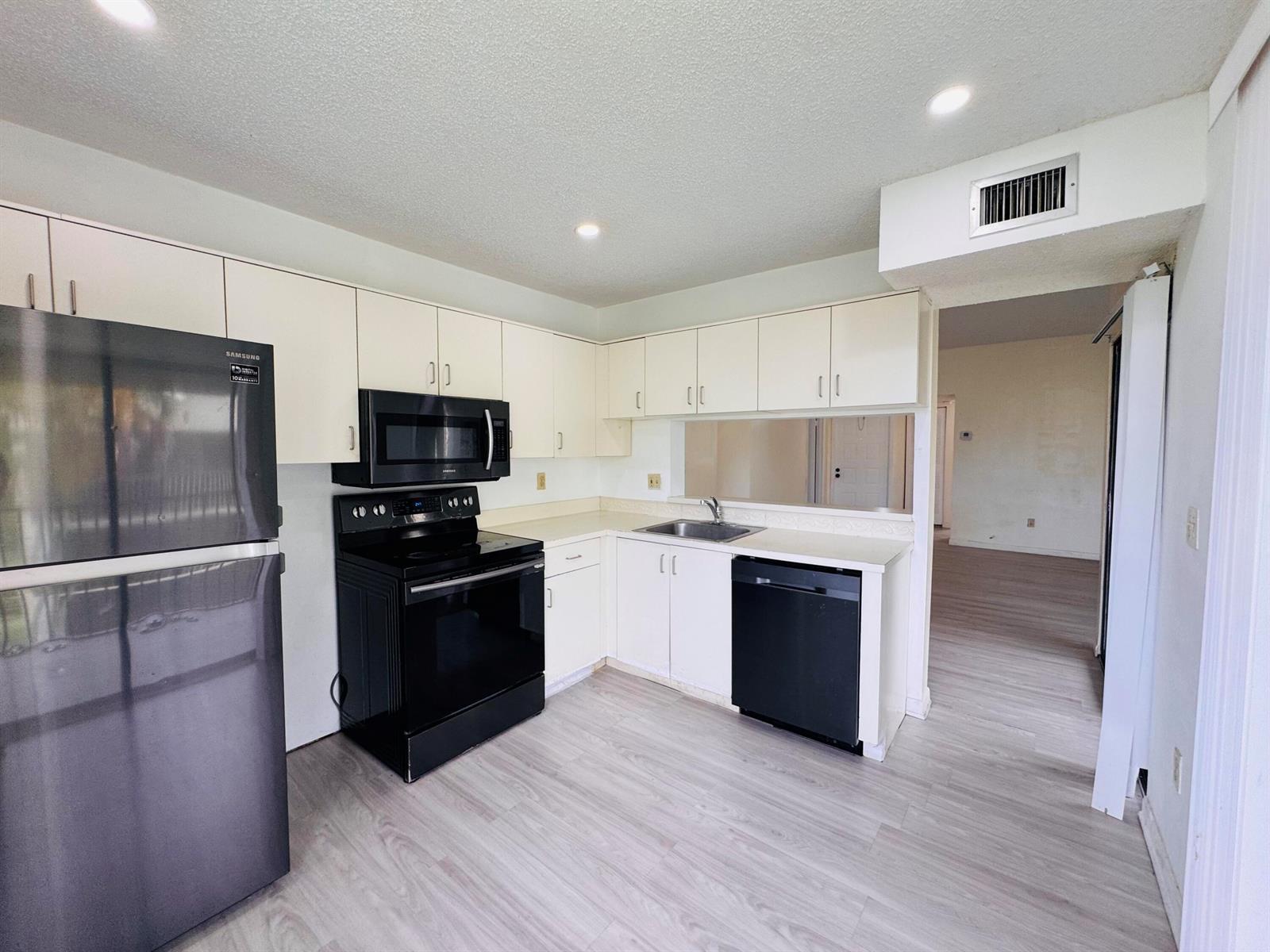 1149 Independence Trail # L, Homestead FL 33034