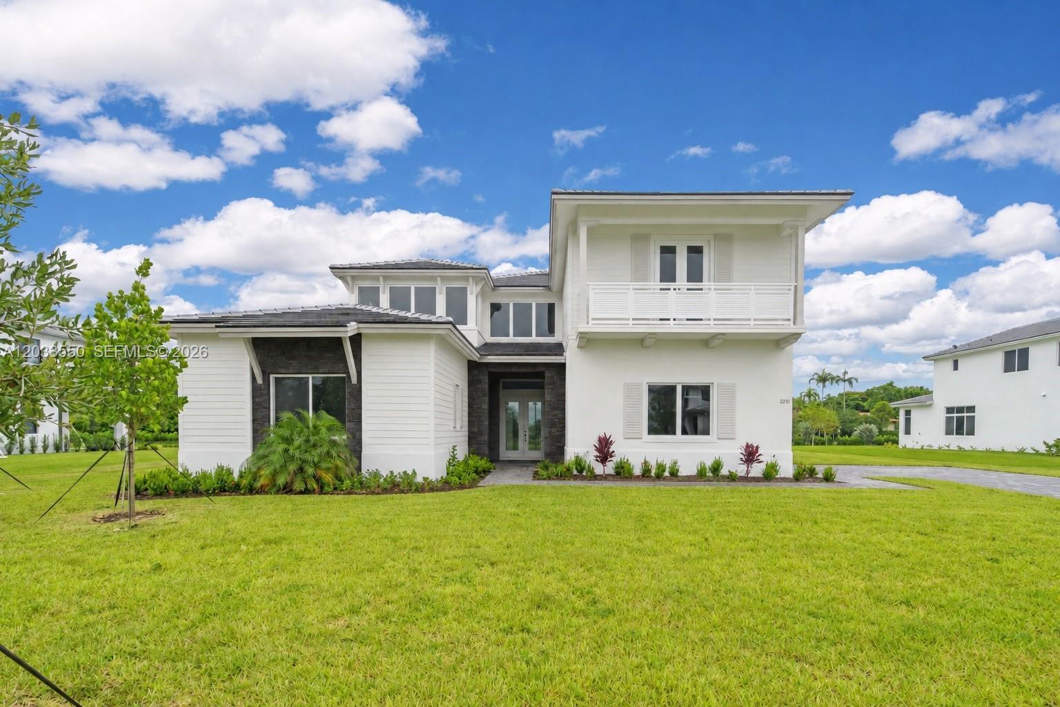 2210 SW 122nd Ter, Davie FL 33325