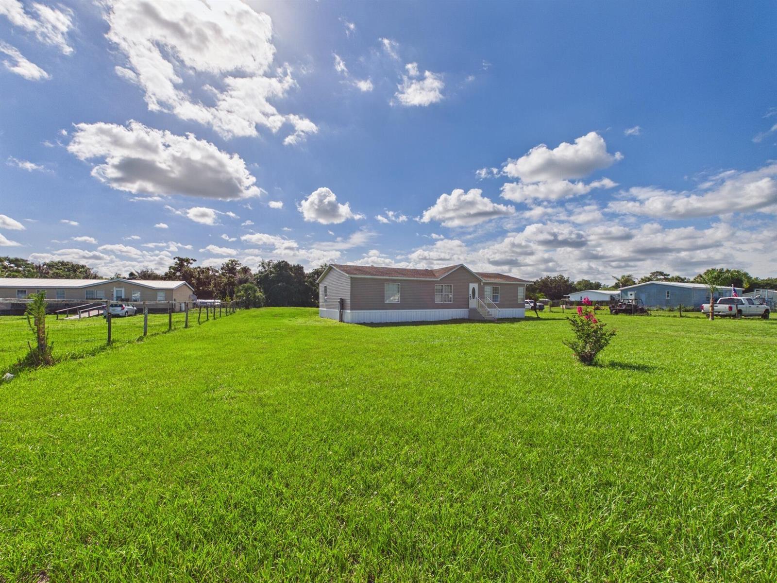 17090 NW 38th Avenue, Okeechobee FL 34972 photo 2