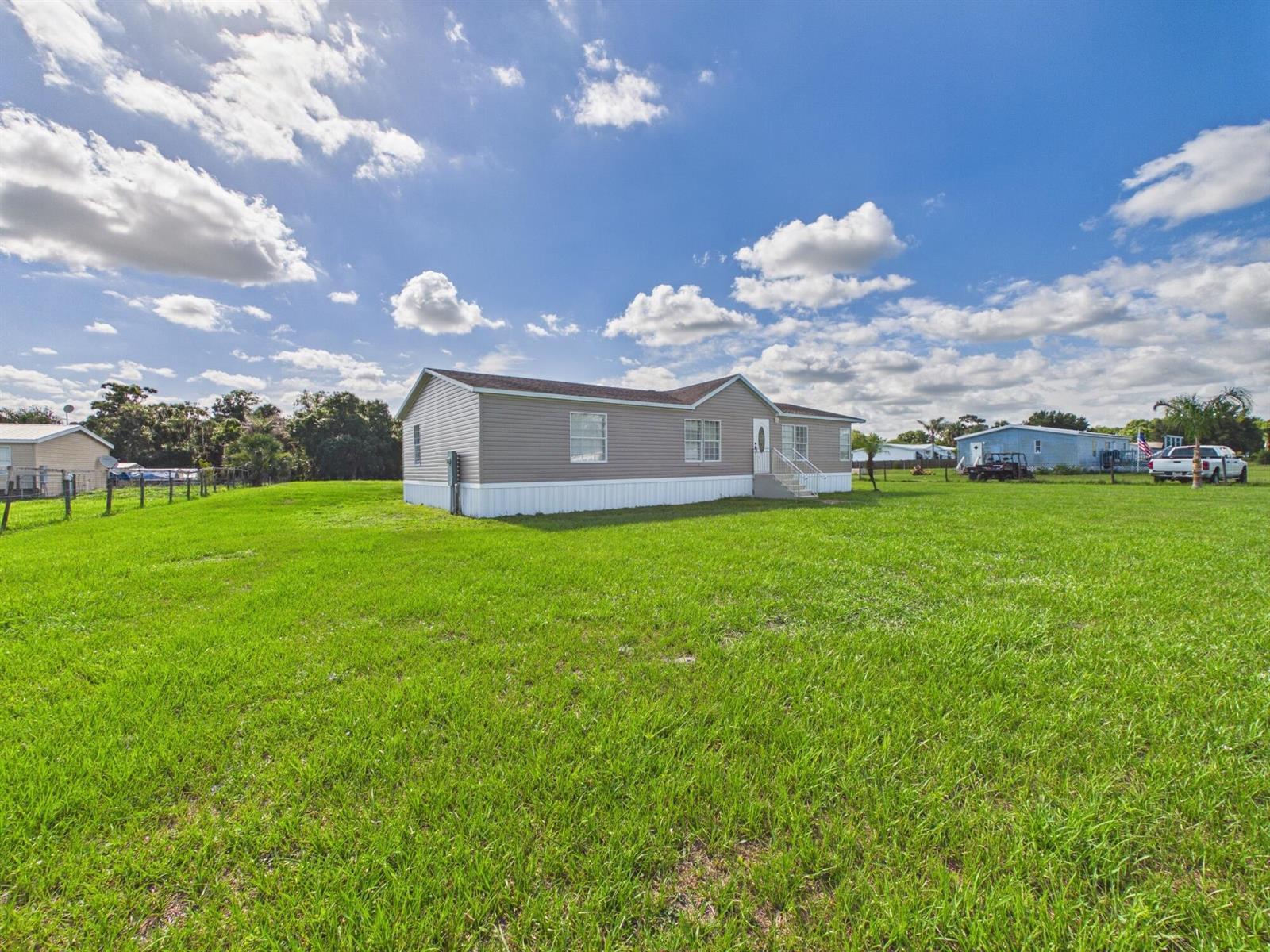 17090 NW 38th Avenue, Okeechobee FL 34972 photo 5