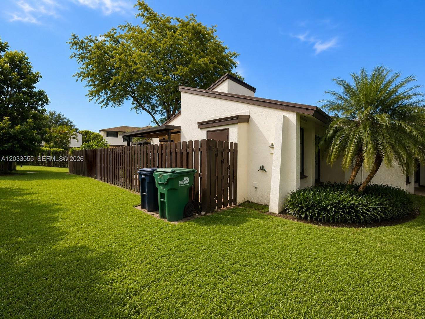 12737 SW 68th Ter, Miami FL 33183 photo 4