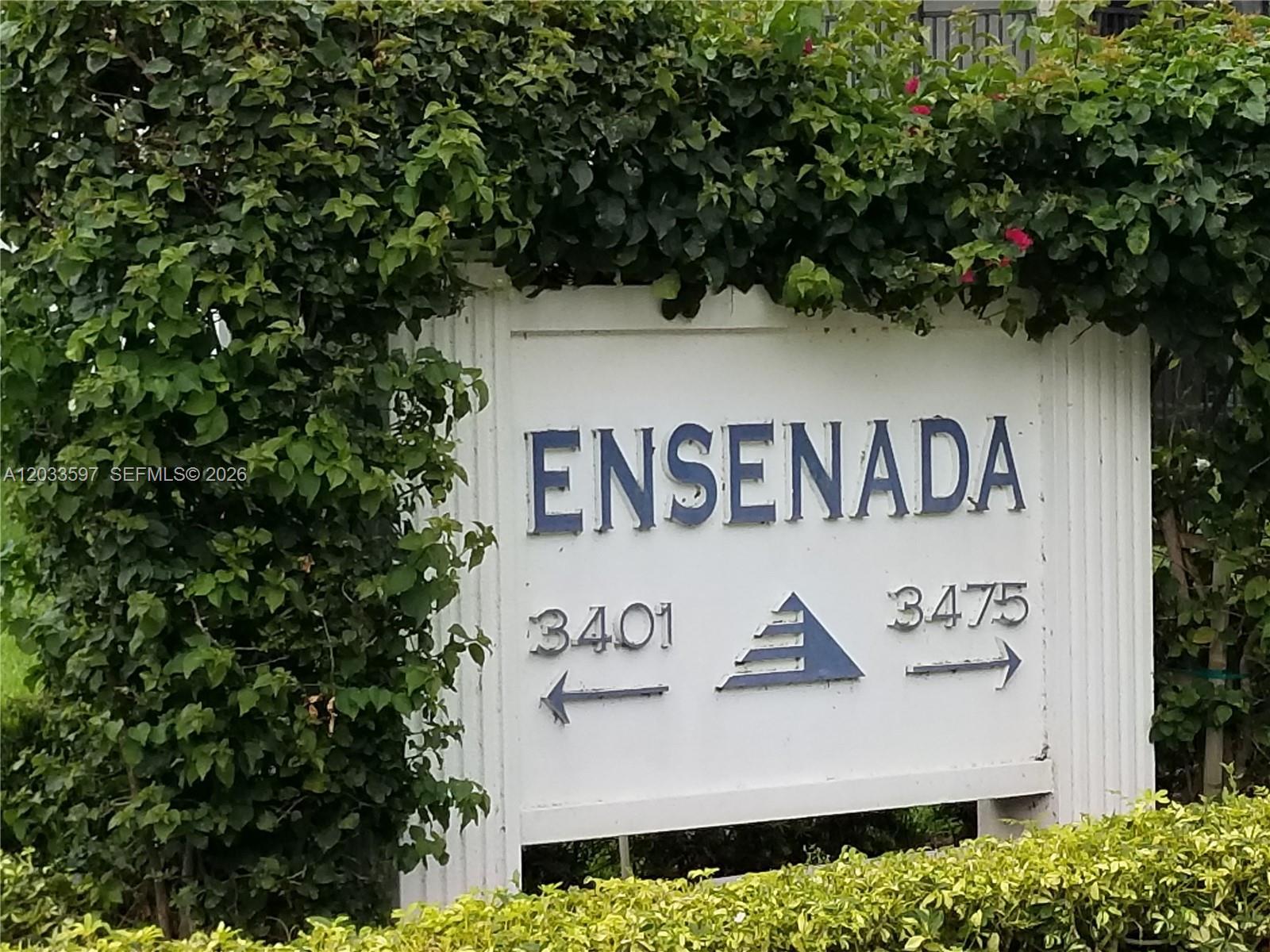 3401 N Country Club Dr # 211, Aventura FL 33180 photo 3