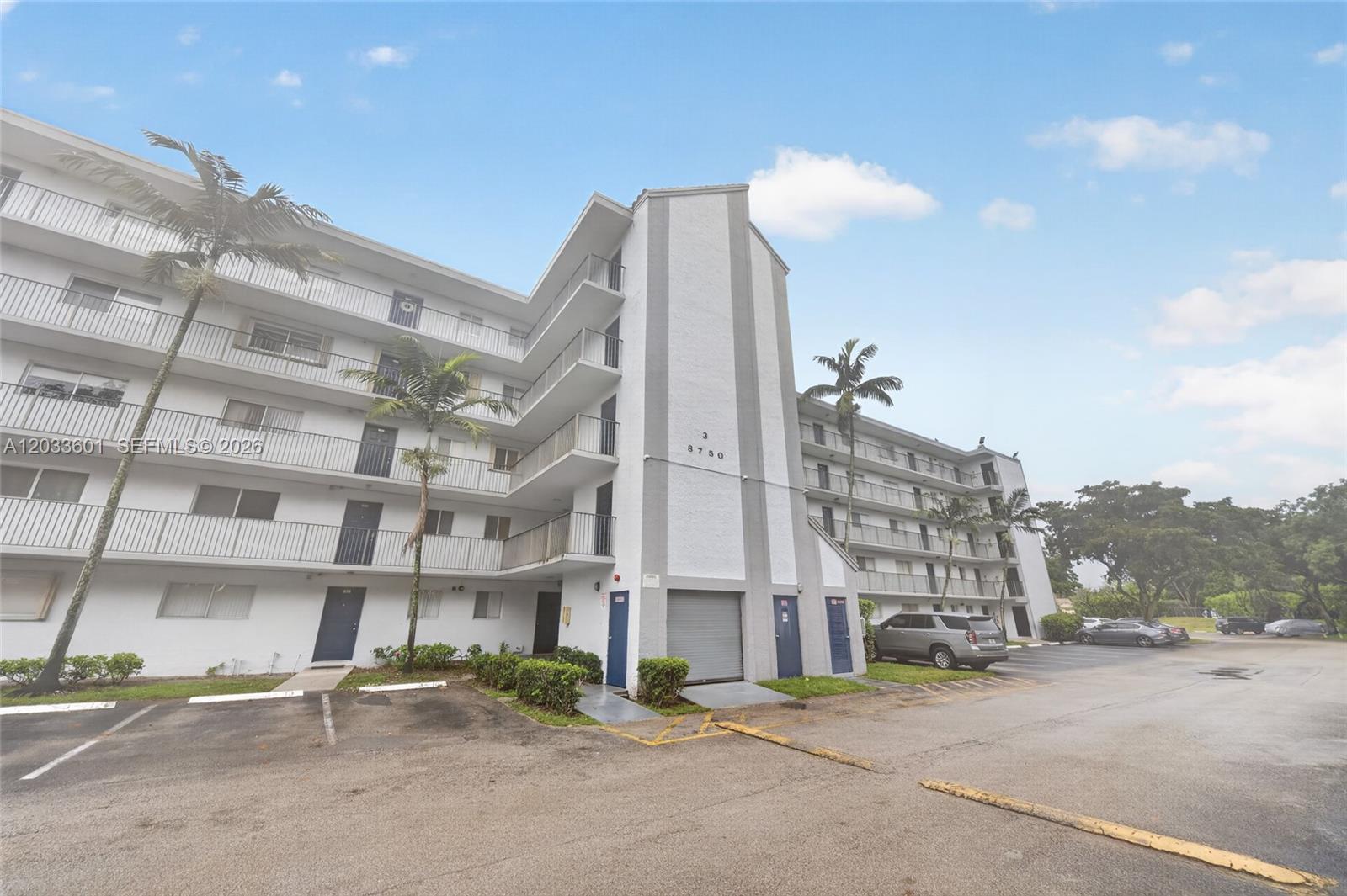 8750 N Sherman Cir # 305, Miramar FL 33025