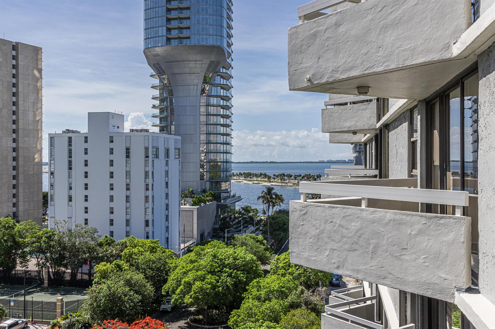 2501 Brickell Avenue # 903, Miami FL 33129 photo 2