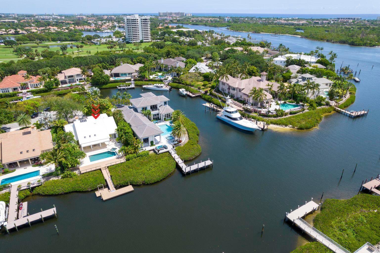 215 Island Drive, Jupiter FL 33477 photo 2
