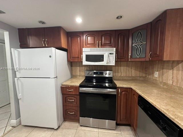 16450 Miami Dr # 108, North Miami Beach FL 33162 photo 2