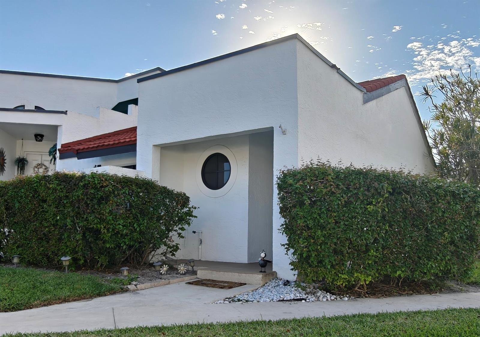 385 NW 36th Avenue, Deerfield Beach FL 33442 photo 2