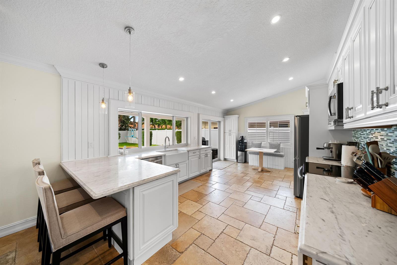 1461 SW 16th Street, Boca Raton FL 33486 photo 4