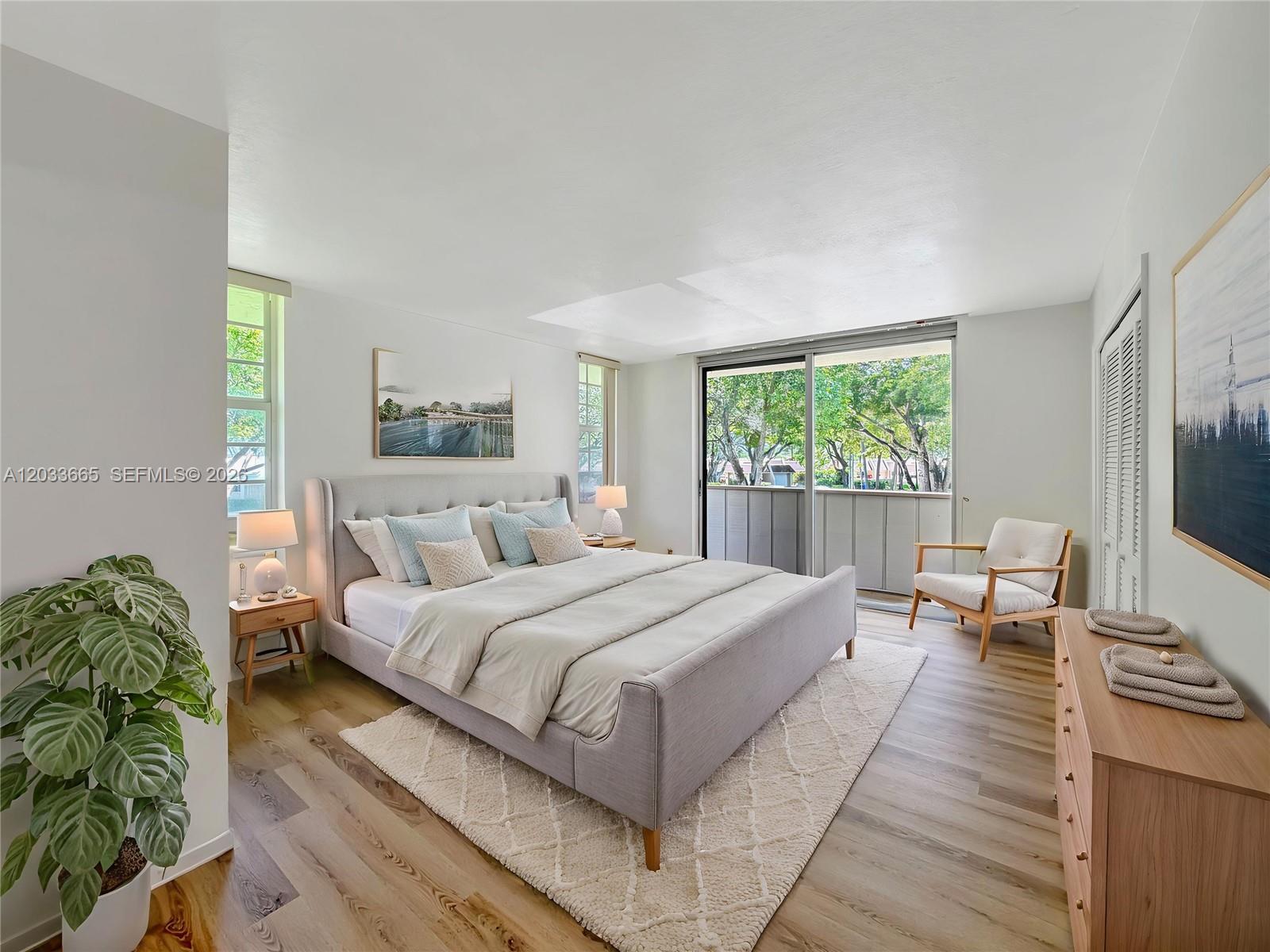 3641 Oaks Clubhouse Dr # 201, Pompano Beach FL 33069 photo 4