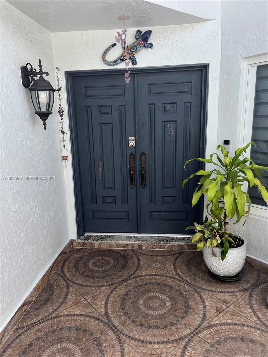 5861 SW 149th Ct, Miami FL 33193 photo 2