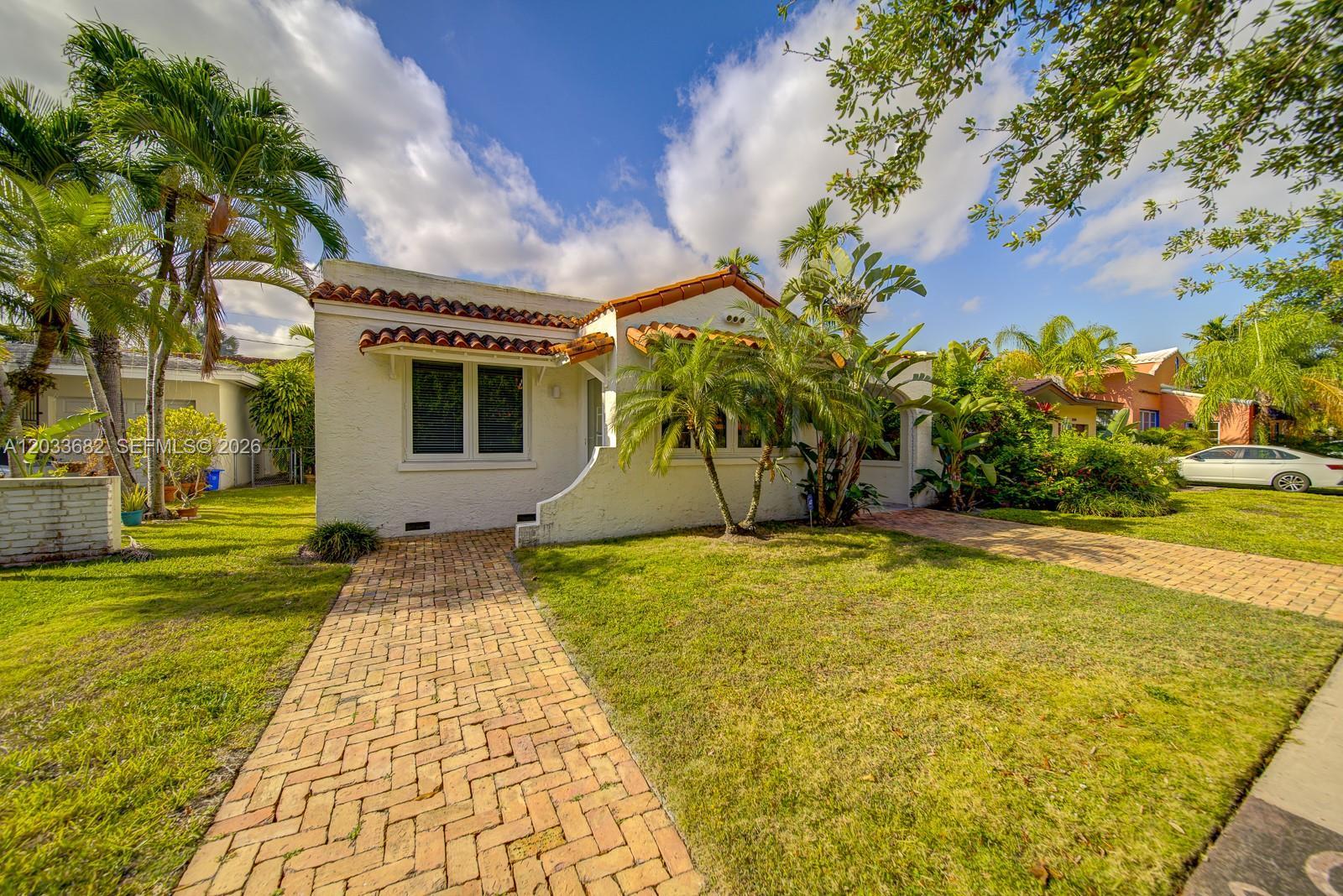 1212 Medina Ave, Coral Gables FL 33134 photo 2