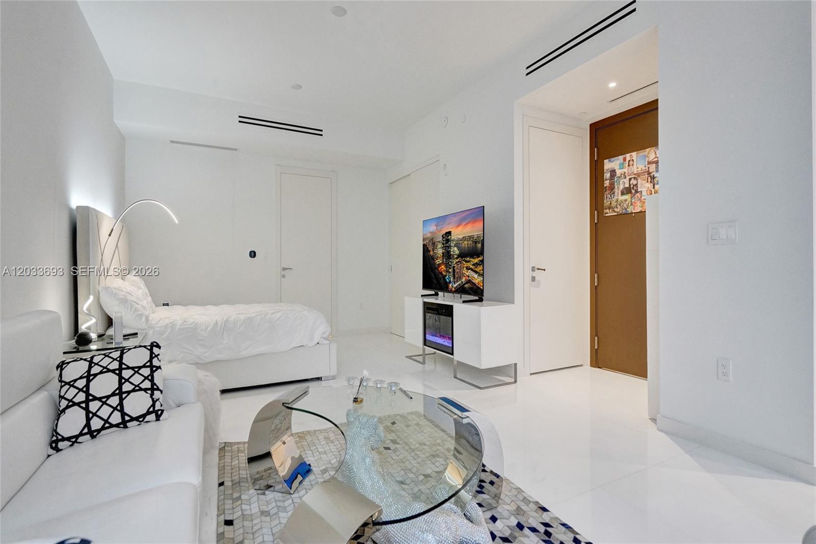 300 Biscayne Blvd Way # 505C, Miami FL 33131 photo 4