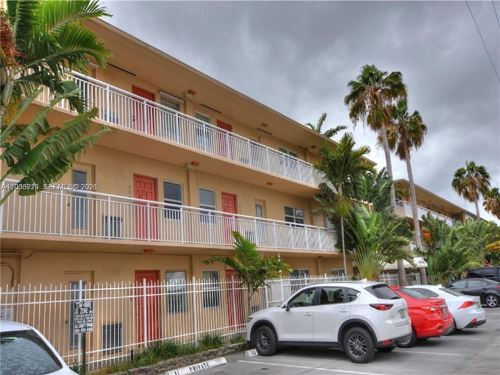 1510 SE 15th St # 307, Fort Lauderdale FL 33316 photo 2