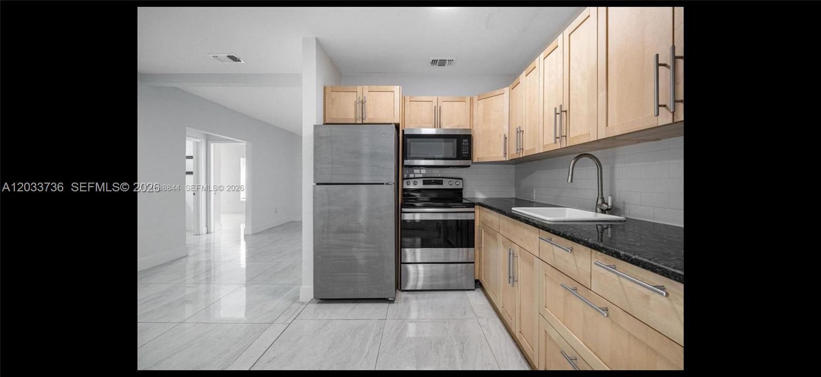 529 NW 42nd St, Miami FL 33127