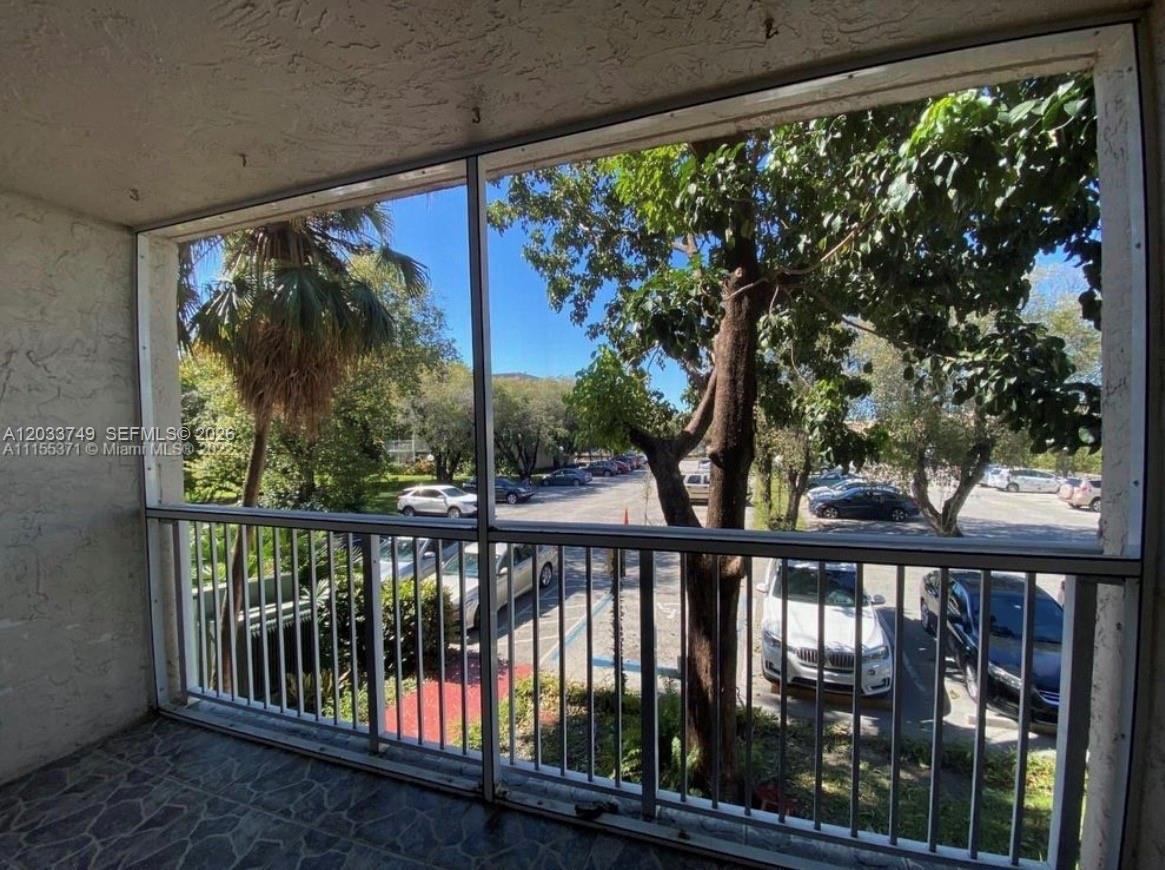 8421 NW 8th St # 203, Miami FL 33126 photo 2