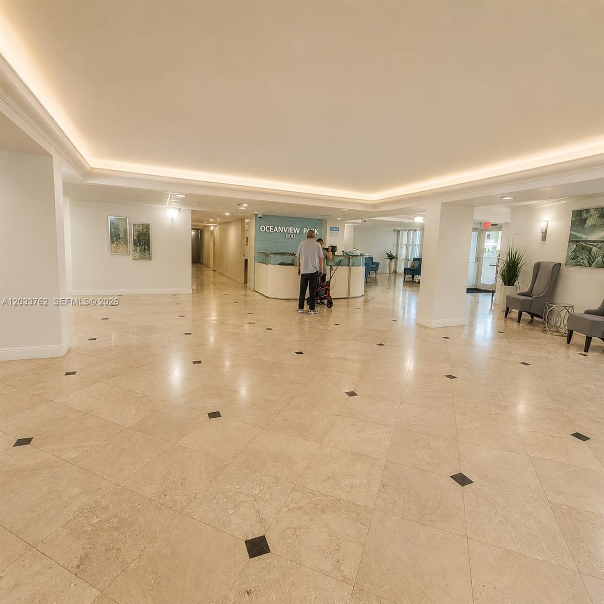 800 Parkview Dr # 512, Hallandale Beach FL 33009 photo 2