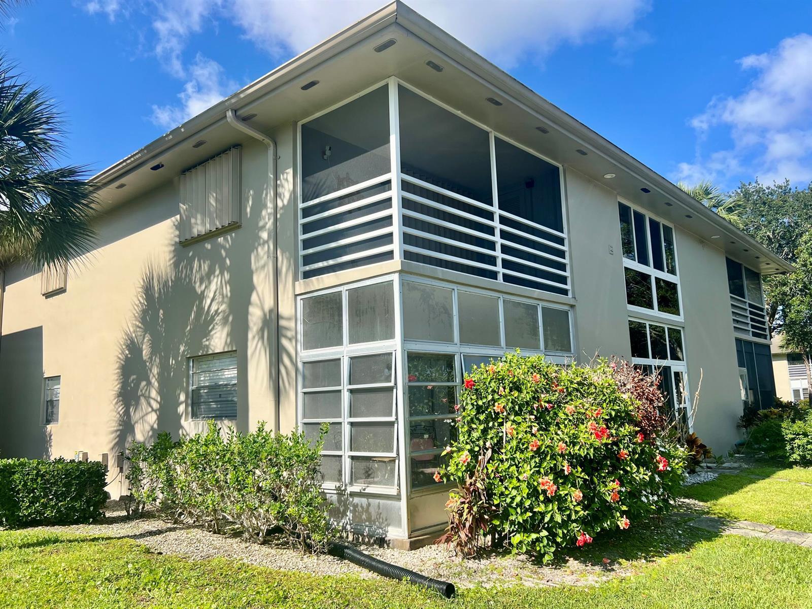 32 Lake Vista Trail # 105, Port St. Lucie FL 34952 photo 4