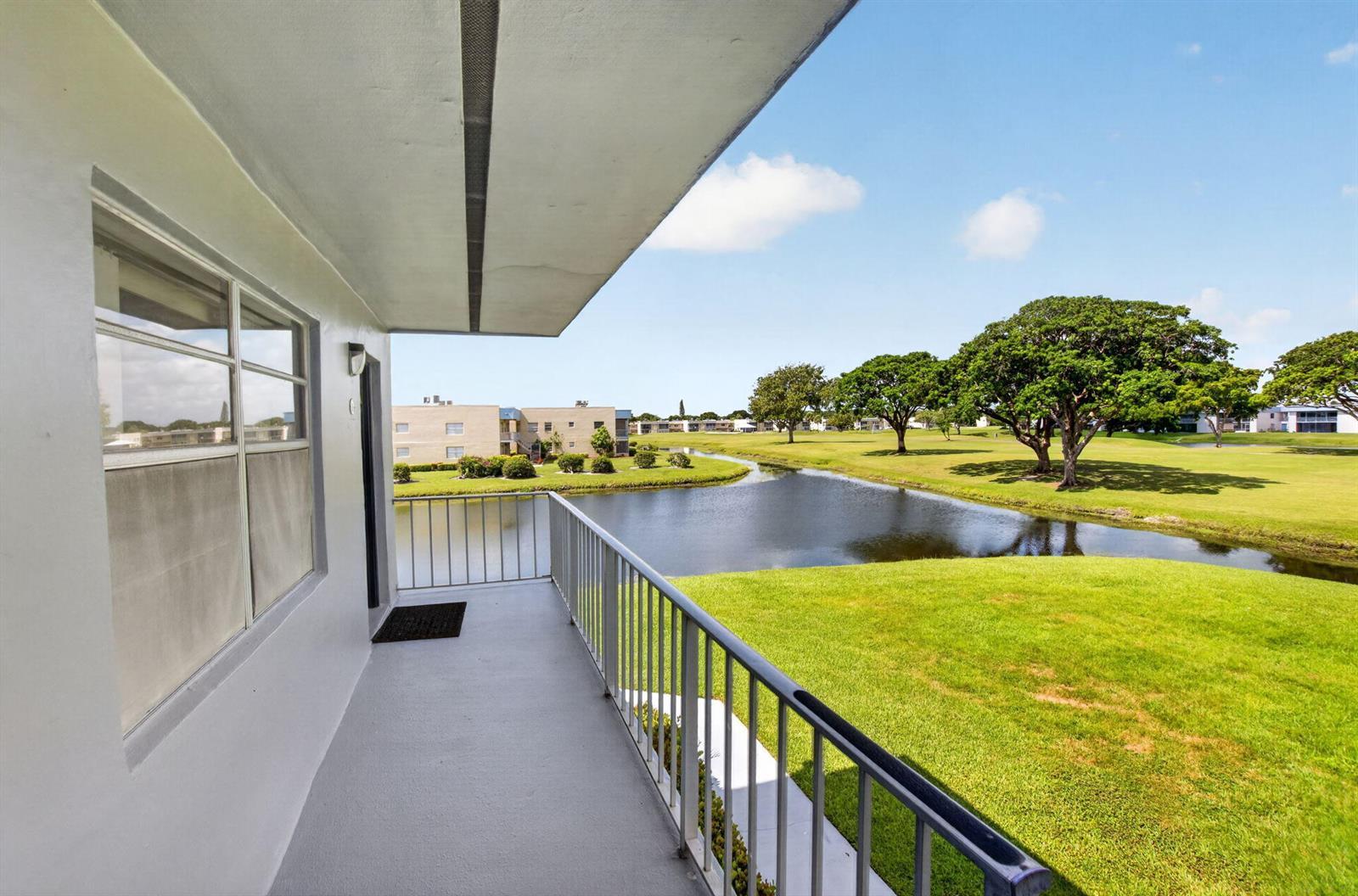 265 Burgundy # F, Delray Beach FL 33484 photo 2