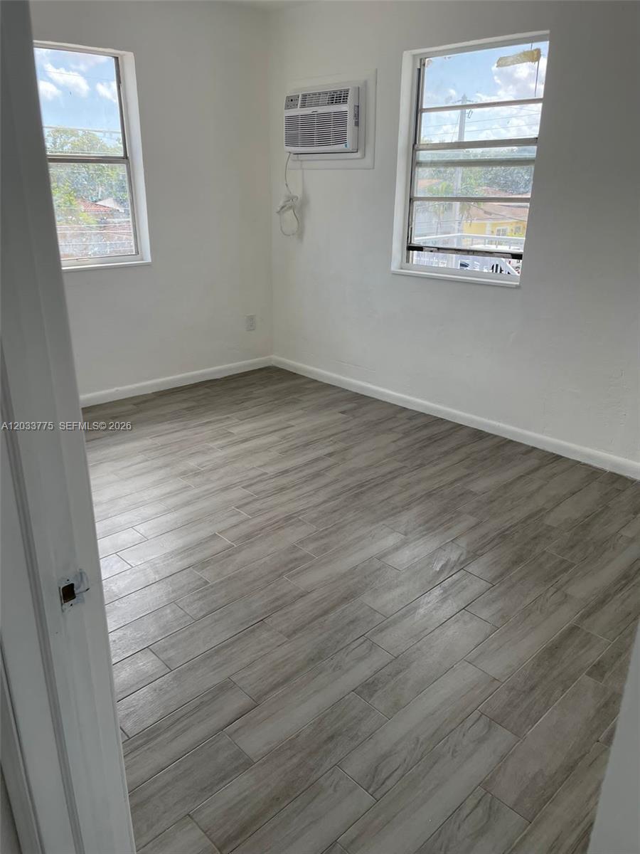 1261 NW 59th St # 14, Miami FL 33142 photo 4