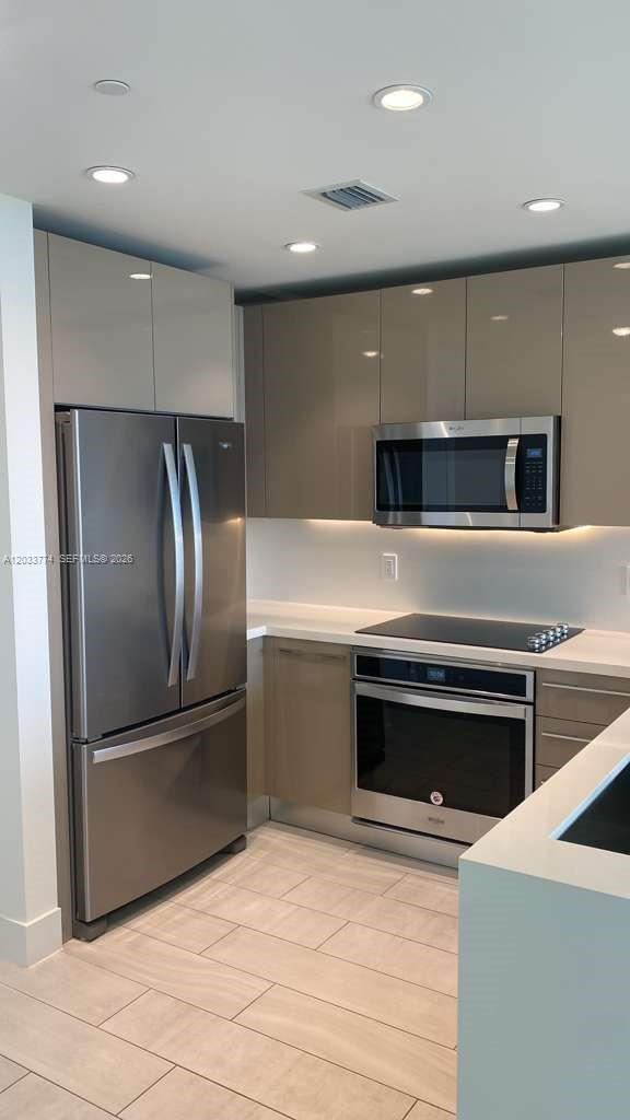 2000 Metropica Way # 2111, Sunrise FL 33323 photo 3