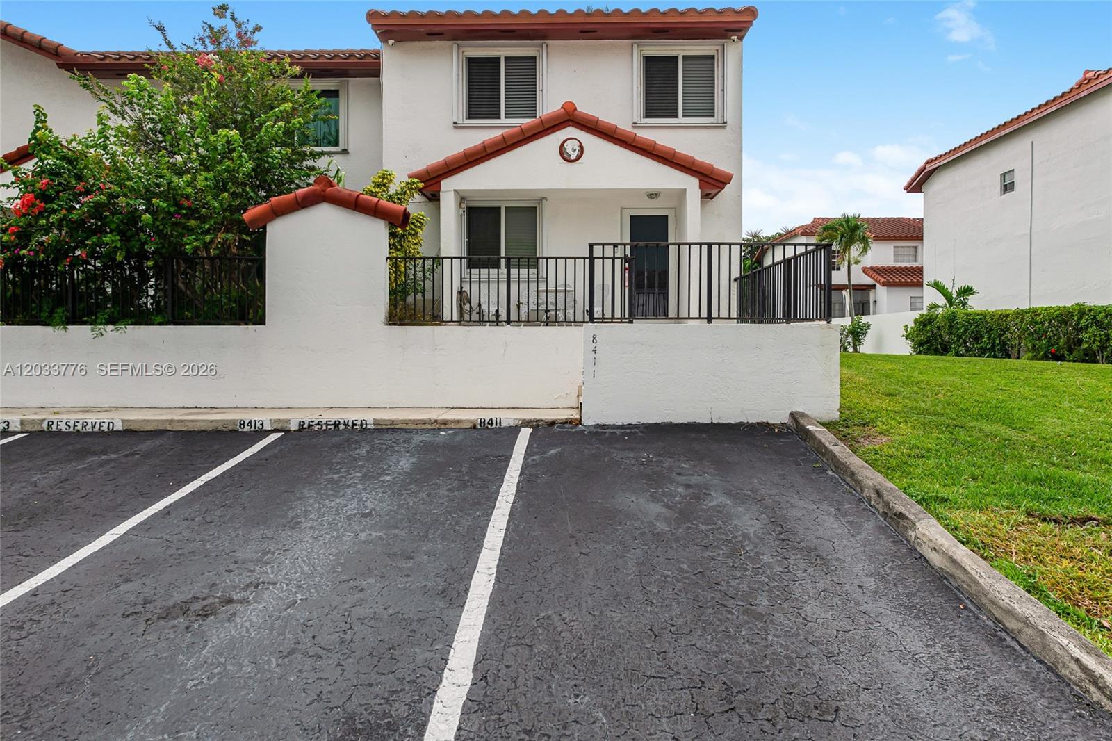 8411 SW 208th Ter, Cutler Bay FL 33189