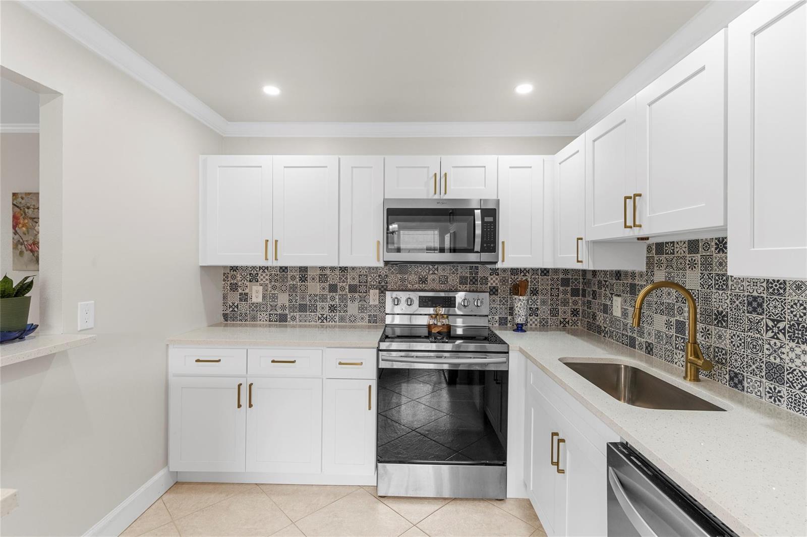 251 Seville K # 251, Delray Beach FL 33446 photo 3