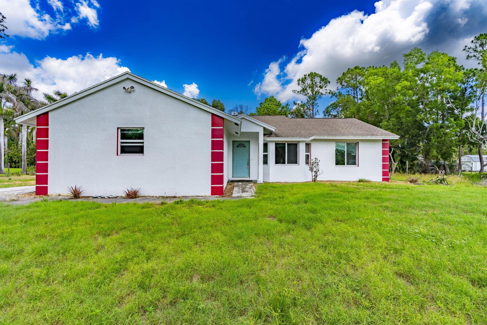 13387 N 68th St Street N, FL 33412