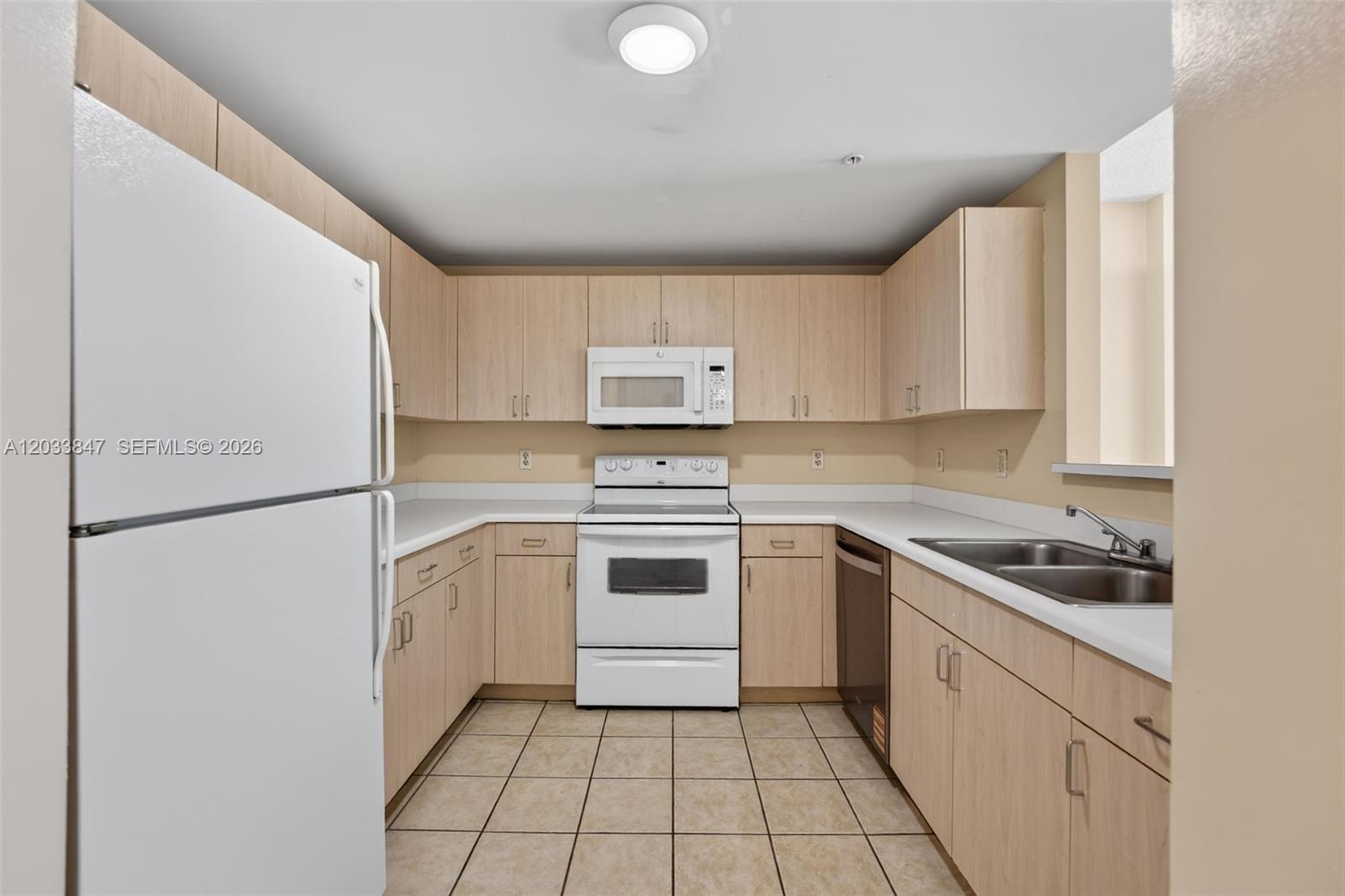 50 Menores Ave # 507, Coral Gables FL 33134 photo 3