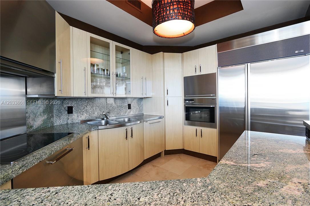 100 S Pointe Dr # 601, Miami Beach FL 33139 photo 2
