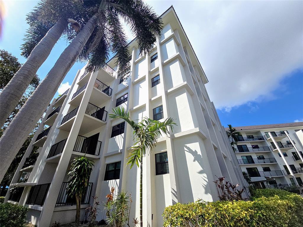 900 River Reach Drive # 425, Fort Lauderdale FL 33315 photo 2