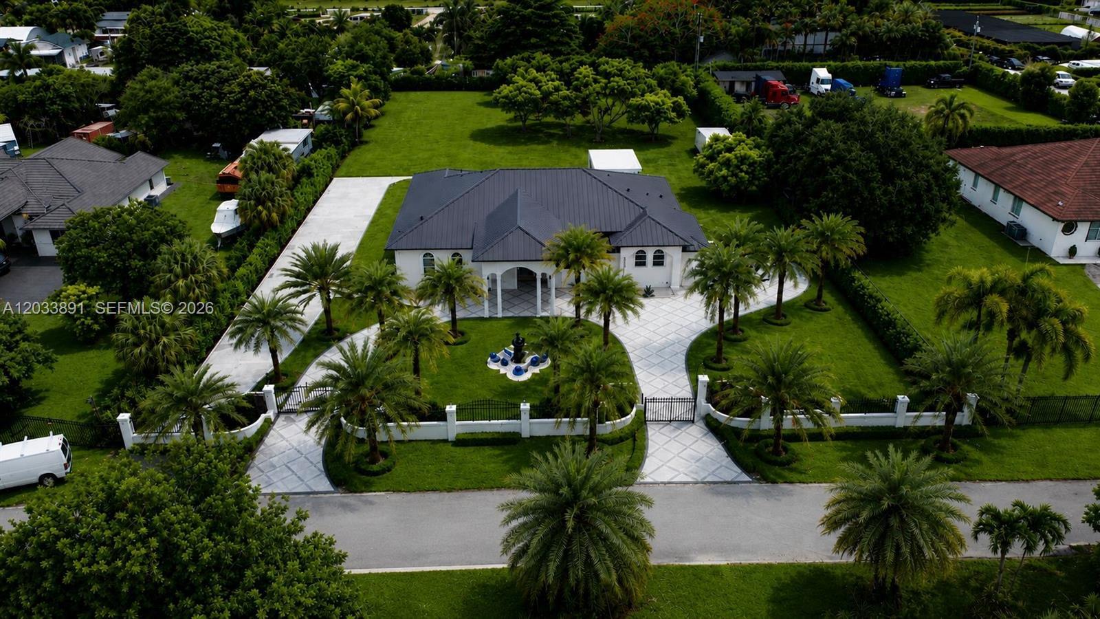 23710 SW 214th Pl, Homestead FL 33031 photo 4
