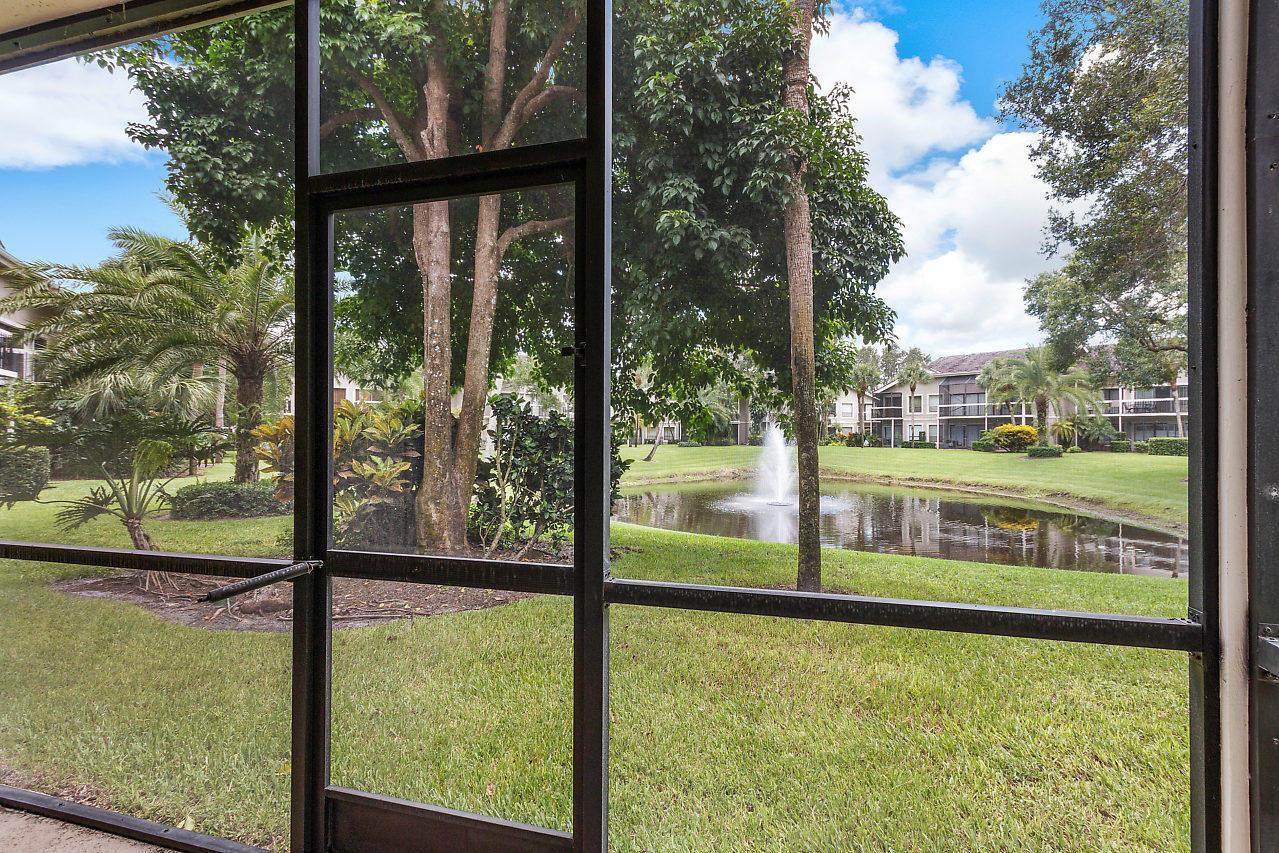 11863 Wimbledon Circle # 426, Wellington FL 33414 photo 5