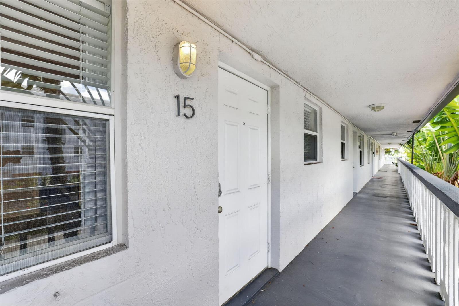 2741 NE 8th Avenue # 15, Wilton Manors FL 33334 photo 2