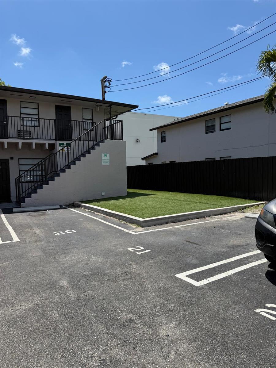 110 NW 7th Avenue # 18, Pompano Beach FL 33060 photo 5