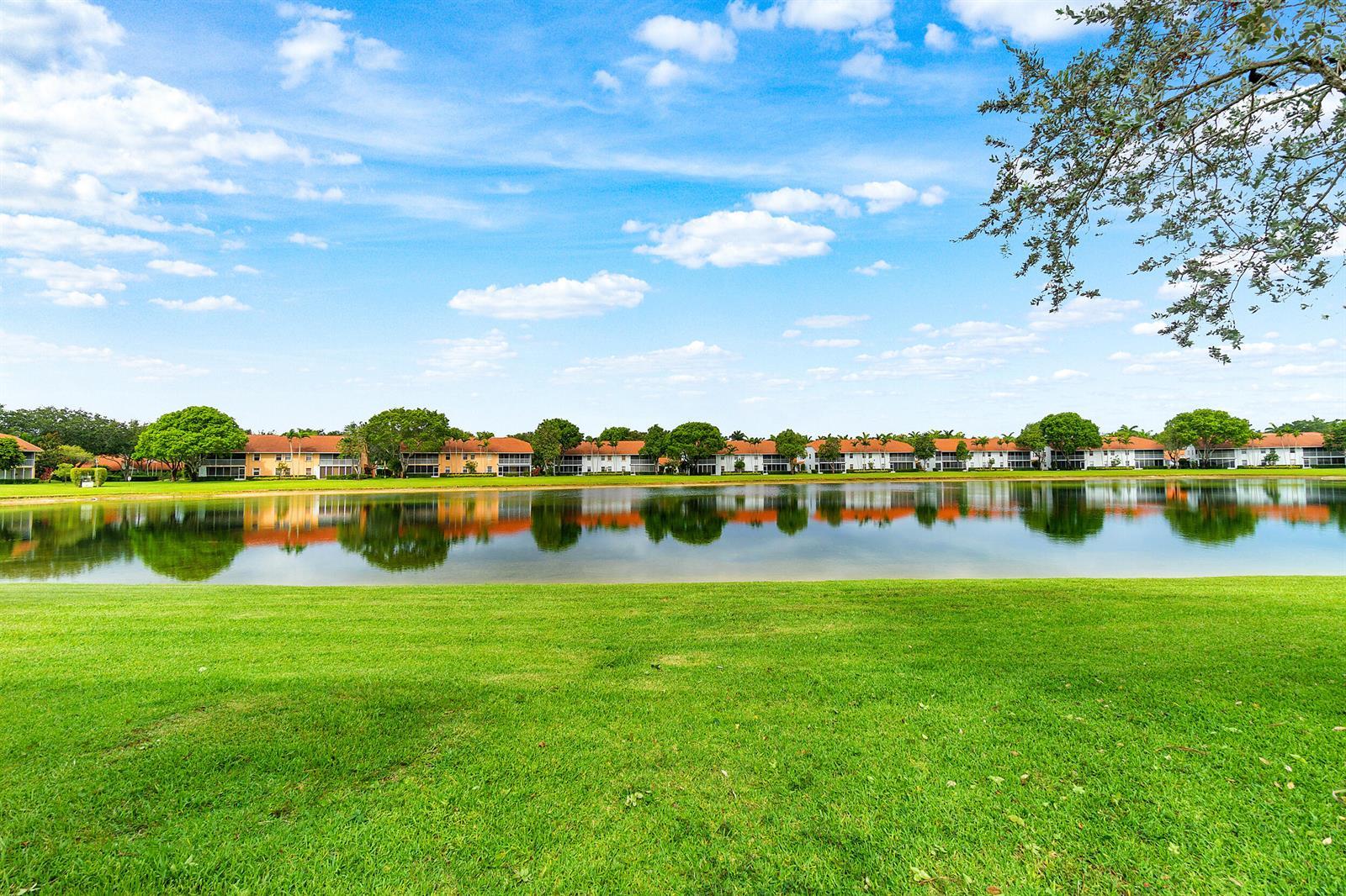 9829 Seacrest Circle # 202, Boynton Beach FL 33437