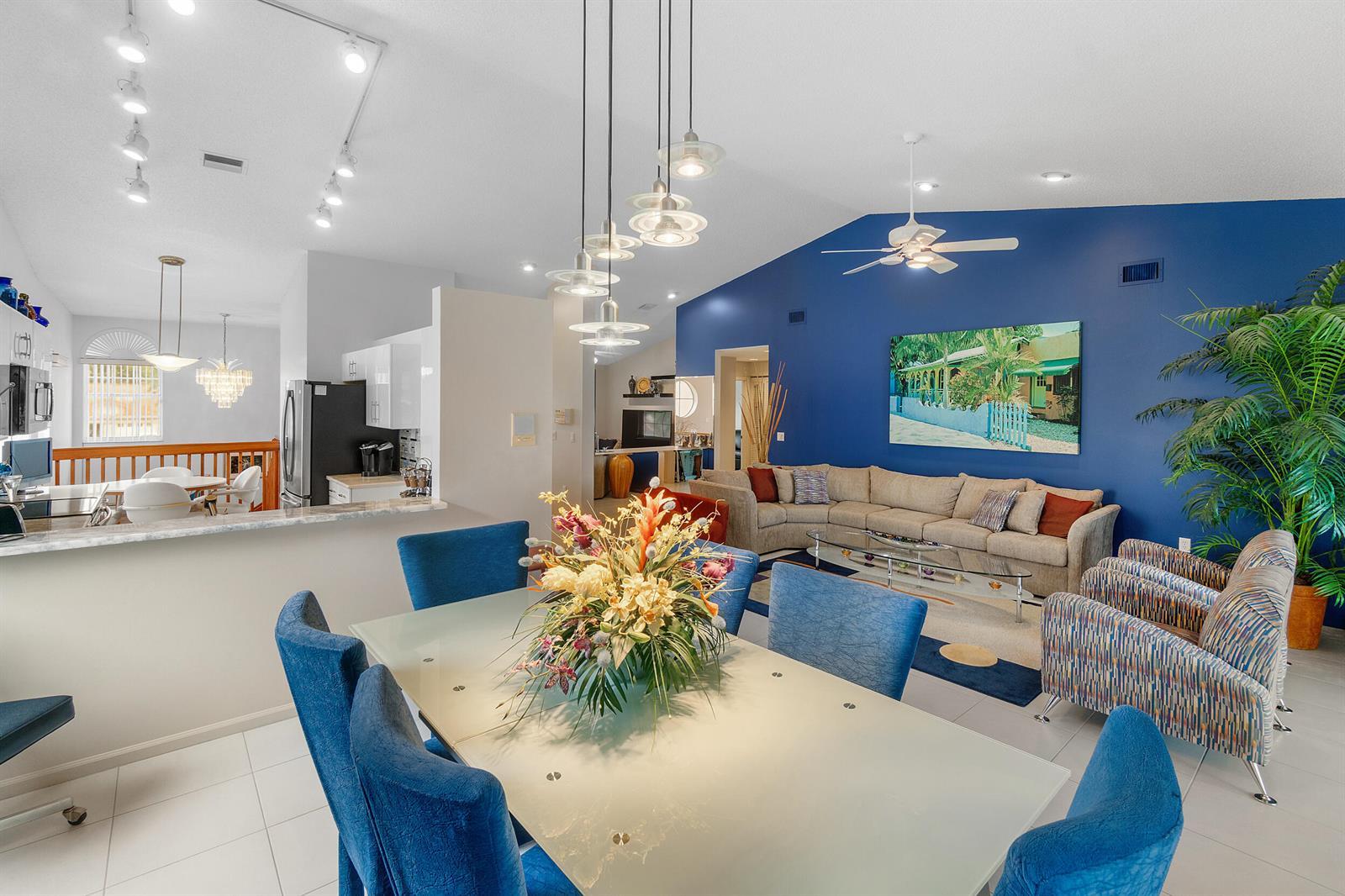 9829 Seacrest Circle # 202, Boynton Beach FL 33437 photo 4