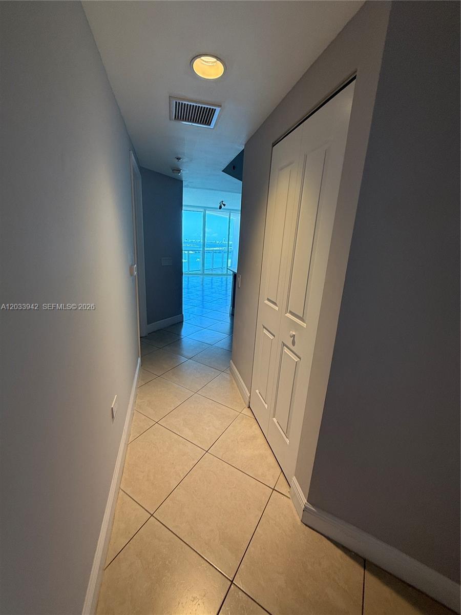 480 NE 30th St # 1504, Miami FL 33137 photo 3