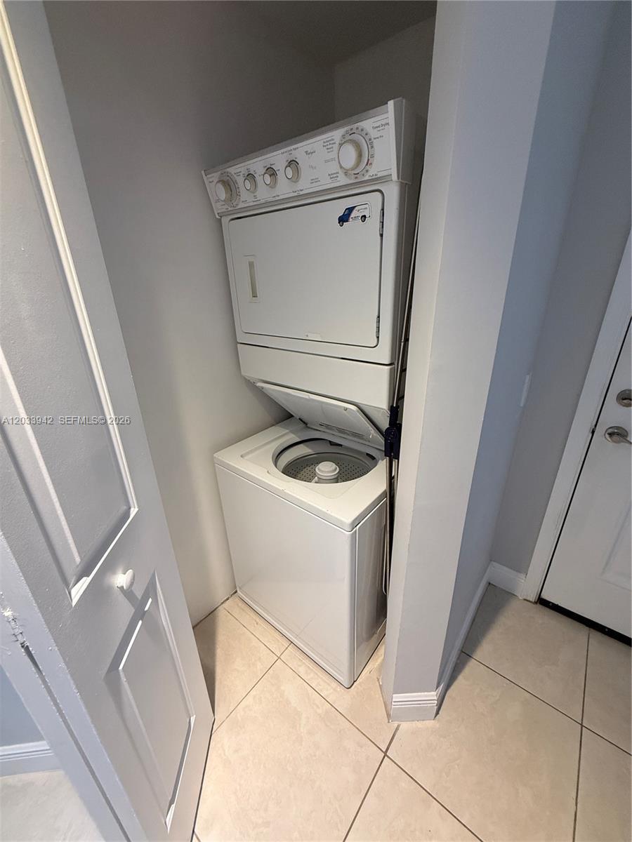 480 NE 30th St # 1504, Miami FL 33137 photo 5