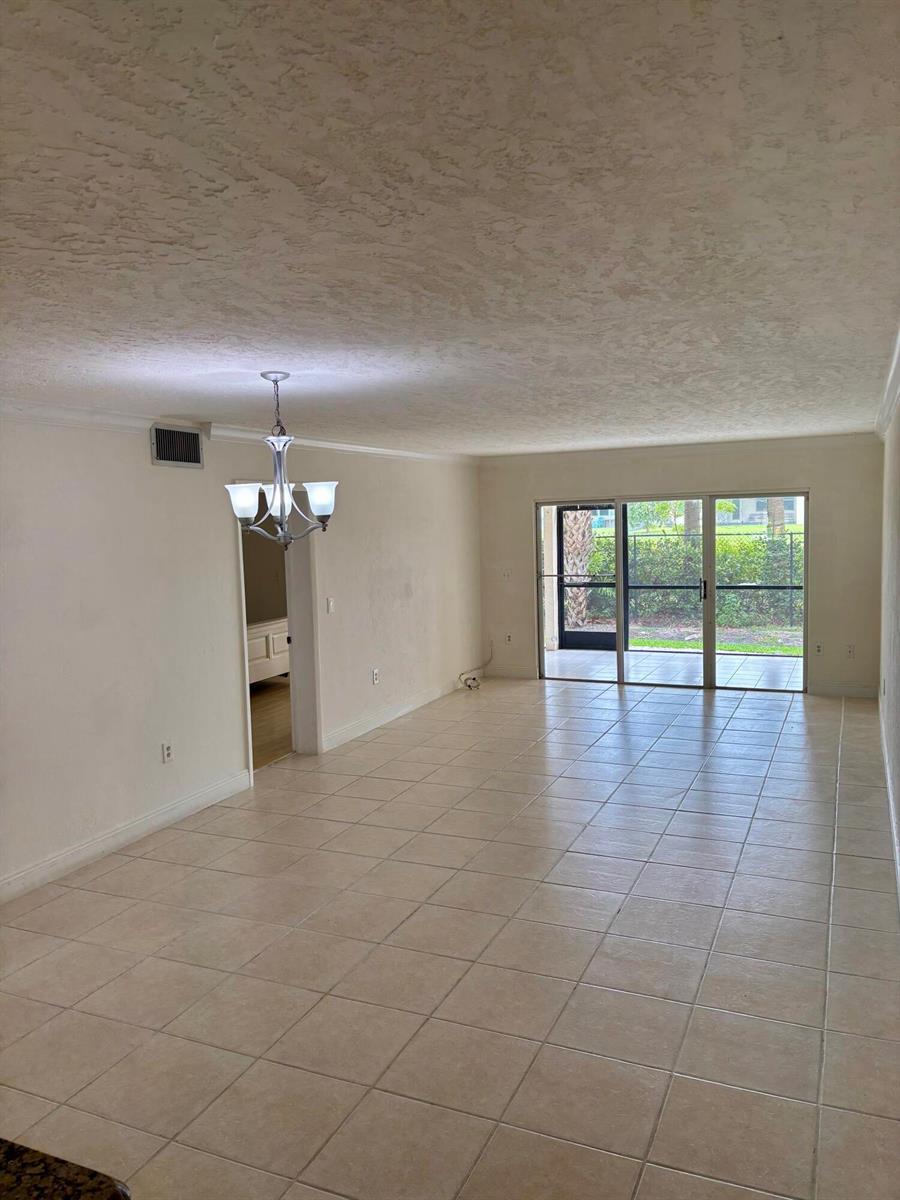 4040 Crystal Lake Drive # 101, Pompano Beach FL 33064 photo 5