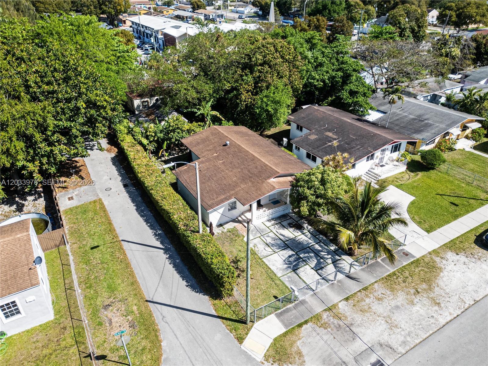 1243 NW 42nd St, Miami FL 33142 photo 2