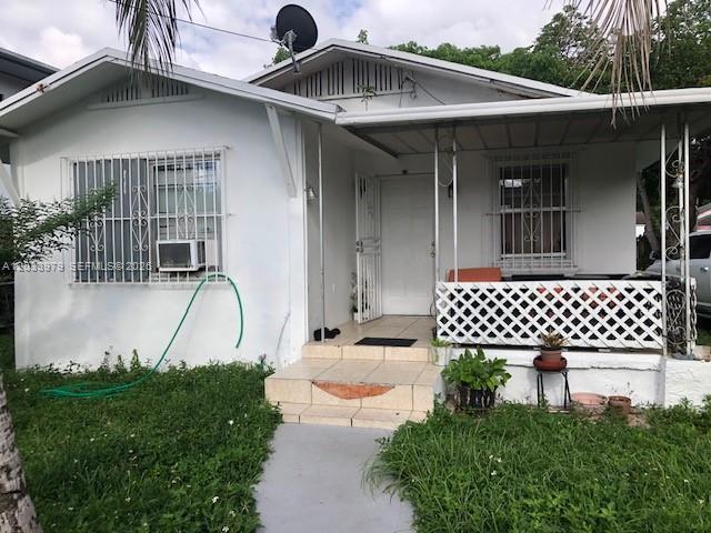3314 NW 9th Ct, Miami FL 33127 photo 4