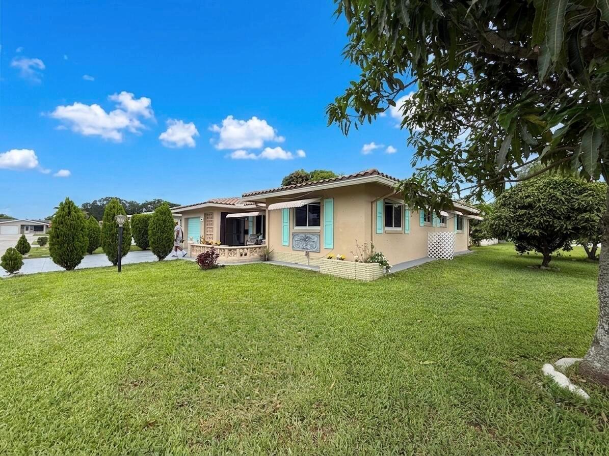 4400 NW 44th Terrace, Tamarac FL 33319 photo 3