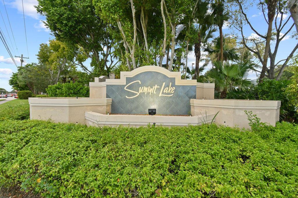 952 Summit Lake Drive, West Palm Beach FL 33406 photo 2