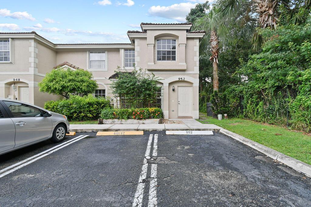 952 Summit Lake Drive, West Palm Beach FL 33406 photo 3