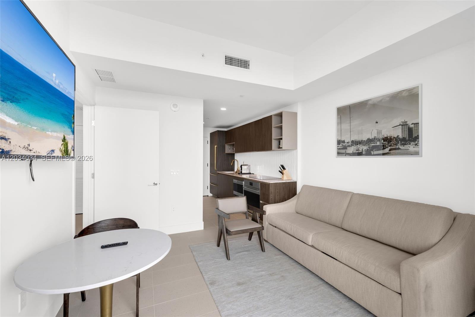 601 NE 1st Ave # 4814, Miami FL 33132 photo 4