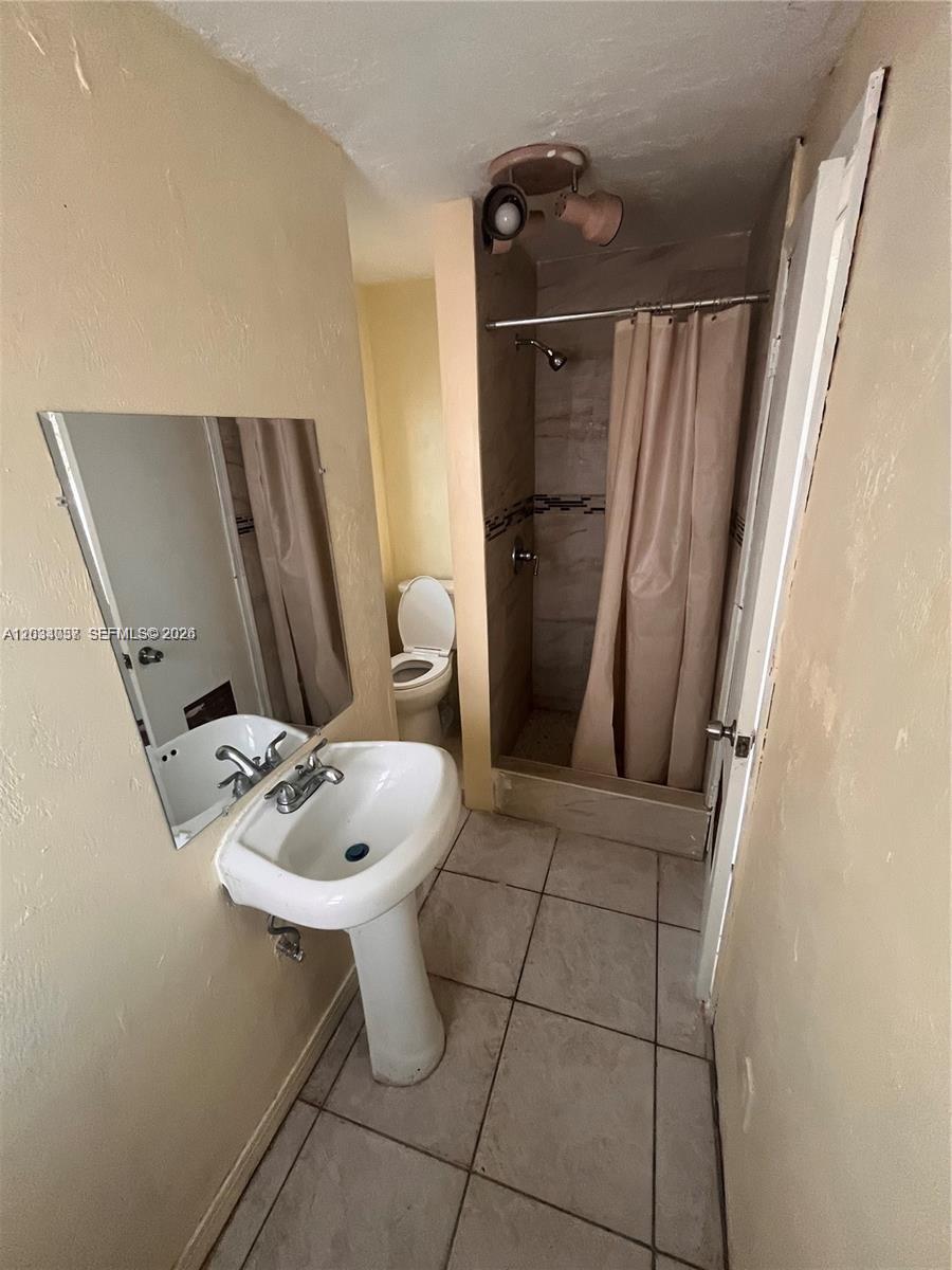 13215 NW 19th Ave # 1, Miami FL 33167 photo 3