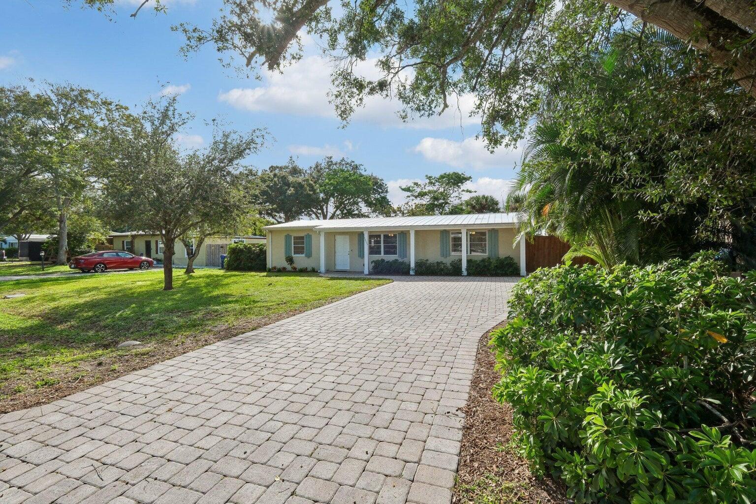 1455 15th Avenue, Vero Beach FL 32960 photo 3