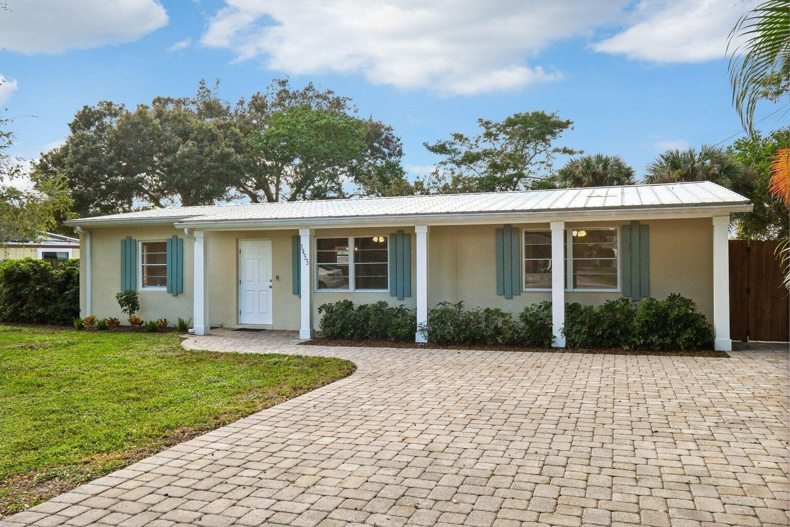 1455 15th Avenue, Vero Beach FL 32960